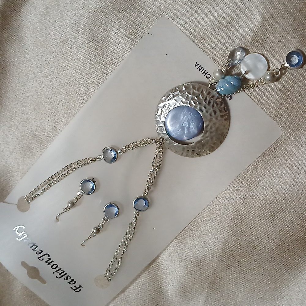 Fashion Jewelry Necklace/Earring Set